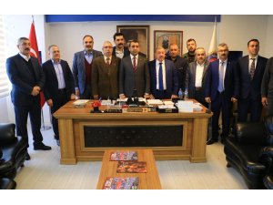 İncirlik’te Türk işçilerin yarısının çıkışı verildi