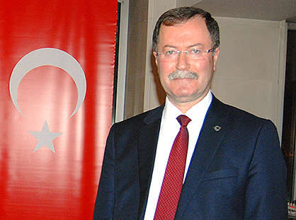Öğretmenler işsiz, öğrenciler öğretmensiz kalmasın!