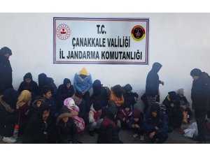 Çanakkale’de 30 mülteci yakalandı