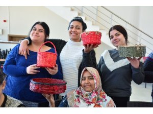 Torbalı’da açılan meslek fabrikası ilk meyvelerini verdi