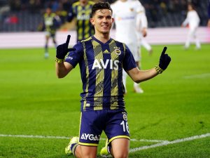 Ziraat Türkiye Kupası: Fenerbahçe: 2 - Kayserispor: 0 (İlk yarı)