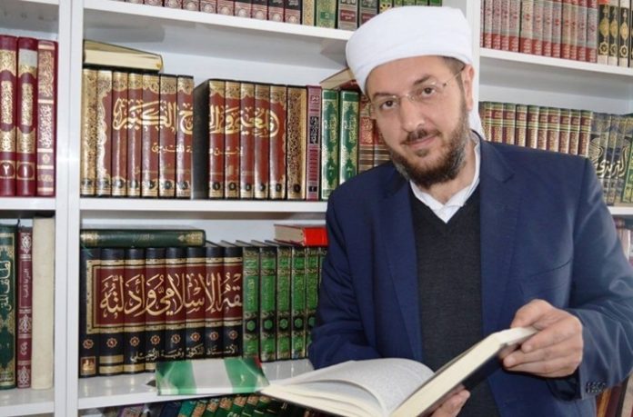 Kanaat önderi Abdülkerim Çevik yüzlerce kişinin kucaklaşmasına vesile oldu