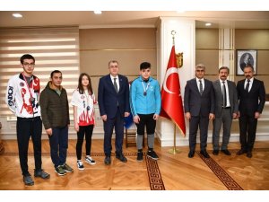 Sporculardan Vali Gürel’e ziyaret