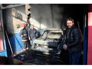 Oto kaportacı dükkanı içerisindeki araç alev aldı