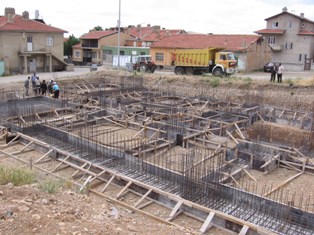 Adalet sarayı temeli atıldı