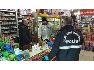 Hırsız, karakolun yakındaki marketi soydu