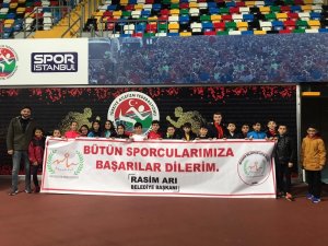 Nevşehir Belediyesporlu sporcular atletizmde 3 madalya kazandı