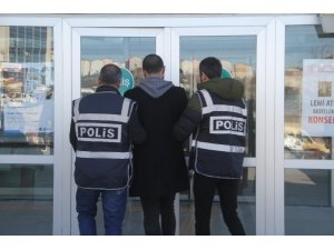 Yankesicilik yöntemi ile hırsızlık yapan şüpheli yakalandı