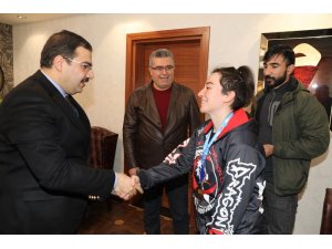 Kick boksçular Canpolat ile bir araya geldi