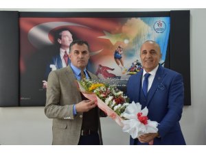Müdür Güldal görevini Yıldırım’a devretti