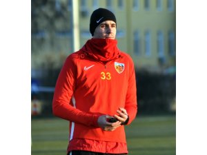 Silviu Lung takımla çalışmalarını sürdürüyor