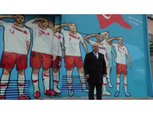 Milli Takım’ın asker selamı Kocaeli’de ölümsüzleştirildi