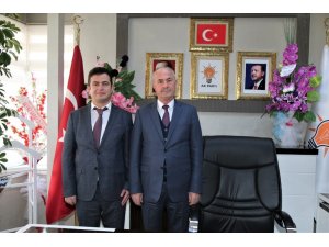 Başkan Akman’dan İlçe Başkanı Başdinç’e ‘hayırlı olsun’ ziyareti