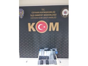 Ceyhan’da 34 adet kaçak cep telefonu ele geçirildi