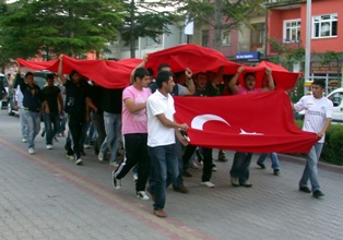 Sarayönü'nde İsrail protesto edildi