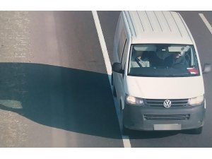 İşte FETÖ üyelerinin seyir halinde toplantı yaptıkları o minibüsler