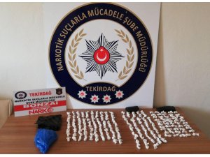 Uyuşturucudan 2 kişi yakalandı, trafoya poşet bırakan motosikletli aranıyor