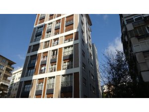Kadıköy’de feci olay: Binanın şaft boşluğuna düşerek hayatını kaybetti