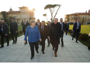 Cumhurbaşkanı Erdoğan: “Berlin sürecine gelen ülkelerin bu adama artık yüz vermemesi lazım”