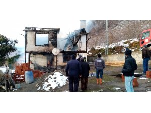 Giresun’da ev yangını: 1 ölü