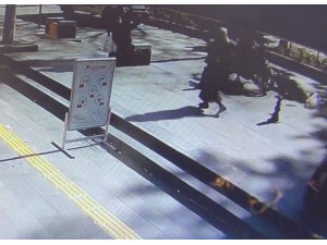 Yaya geçidindeki kadına motosiklet çarptı, kadın ölümden döndü