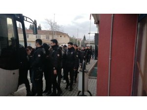 Sahte akaryakıt faturası ile milyonlarca liralık vurgun yapan 9 kişi tutuklandı