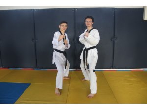 Erzurumlu taekwondocuların başarısı gururlandırdı