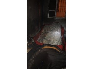 Mersin'de evde çıkan yangında bir kişi öldü