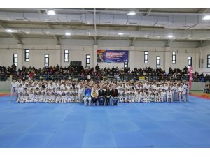 Başakşehirli  tekvandocular kuşak atladı