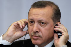 'Çünkü tarih bizi affetmez...'