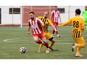 Aliağaspor FK Ayvalık’tan 3 puan ile döndü