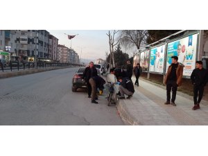 Motosiklette silahlı saldırıya uğrayan genç yaralandı
