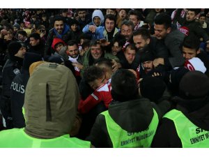 Süper Lig: D.G. Sivasspor: 1 - Çaykur Rizespor: 1 (Maç sonucu)