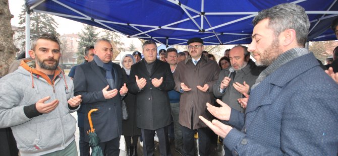 Çubuk’tan depremzedelere yardım