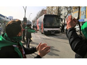 Uşakspor’dan misafir takıma tarhana ikramı