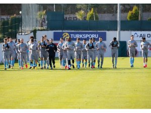 Trabzonspor’da Sturridge takımla birlikte çalıştı