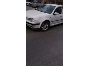 Elektrikli bisikletteki 2 kişi yaralandı