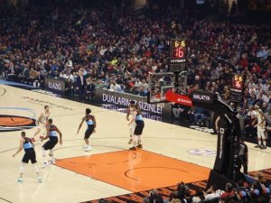 NBA maçında Elazığ ve Malatya unutulmadı!