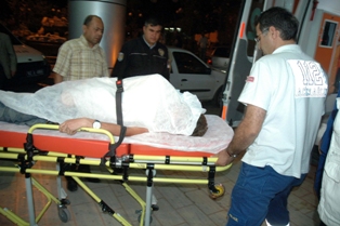 Şakalaştığı arkadaşı tarafından bıçaklandı