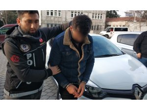Uyuşturucuyla yakalanan şahıs adliyeye sevk edildi