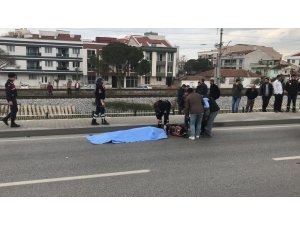 Manisa'da otomobilin çarptığı çocuk öldü