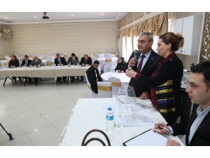 İş sahibi olan engellilerin sevinç göz yaşları