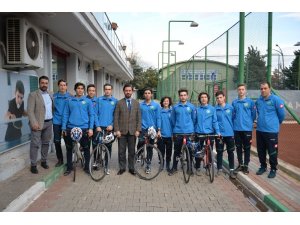 Büyükşehirli pedallar moral depoladı