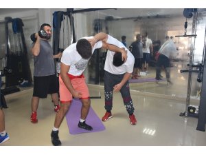 Kumlucalı güreşçiler 4X4 başarı hedefliyor
