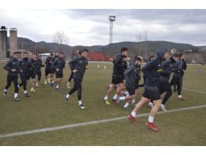 TKİ Tavşanlı Linyitspor, Yenişehir Belediyespor deplasmanına hazırlanıyor