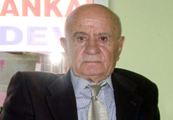 75 yaşında avukat oldu