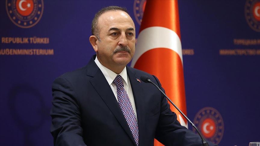 Bakan Çavuşoğlu’ndan Yunan vekile sert tepki