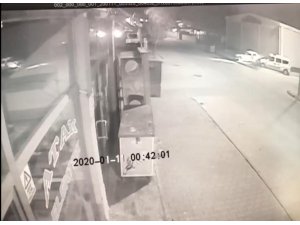 Niğde’deki polis otosunun kazası kamerada