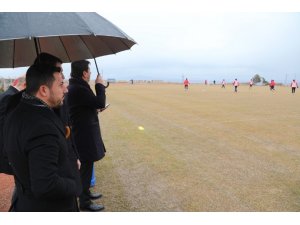 Başkan Arı, Nevşehir Belediyespor antrenmanını izledi