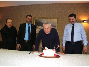 Çalımbay’a sürpriz doğum günü